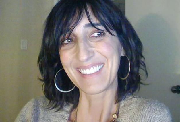 Veronica Benet-Martinez headshot