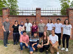 Students in the Intergroup relations workshop with their instructors, Drs. Sylvie Graf, and Michal Bilewicz standing outside